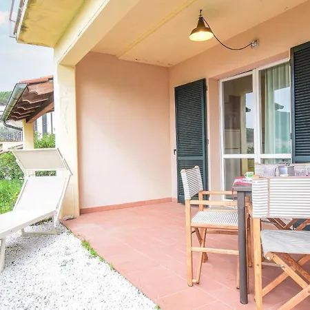 דירה Lovely In Nisportino With Kitchen