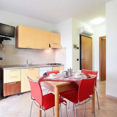 דירה Lovely In Nisportino With Kitchen *